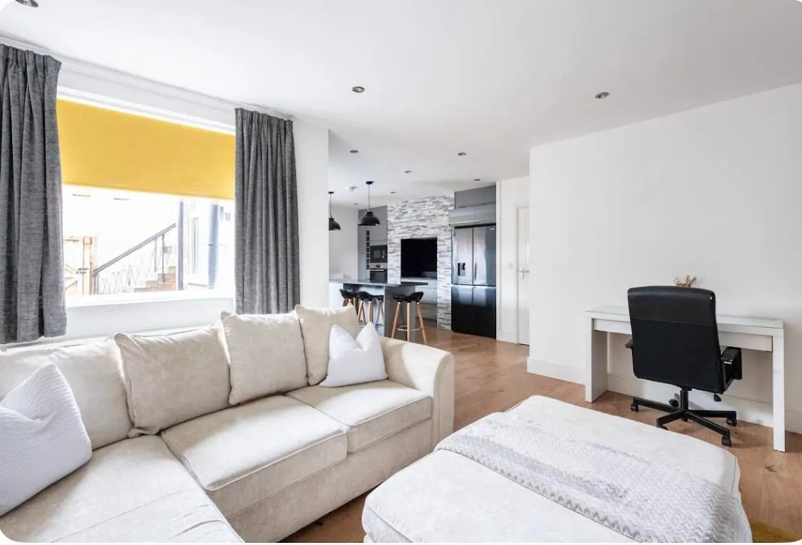 Holdsworth House Apartments Leeds