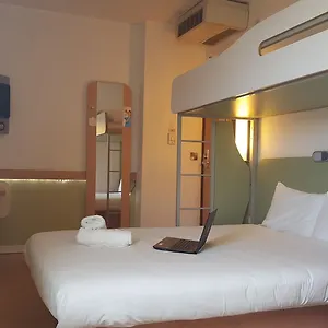 Ibis Budget Leeds Centre Crown Point Road Лидс
